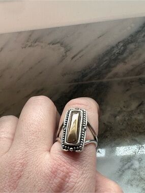 James Avery Retired Heirloom Cabachon Ring